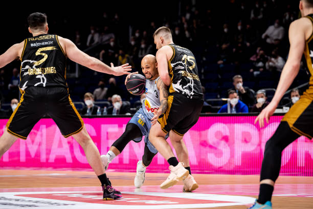 美的配合奠 美的配合奠